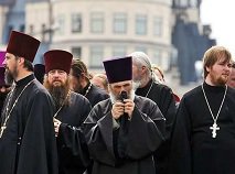 Согласия с решениями т.н. Всеправославного собора потребуют от каждого священника Согласия с решениями т.н. Всеправославного собора потребуют от каждого священника