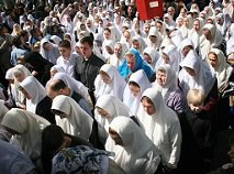 В гостях у секты… В гостях у секты…