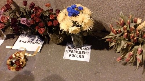 Немцову уже как бы присвоен чин «Небесного президента России» Немцову уже как бы присвоен чин «Небесного президента России»