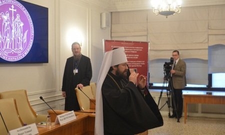 .   1998             ,      .  ,         