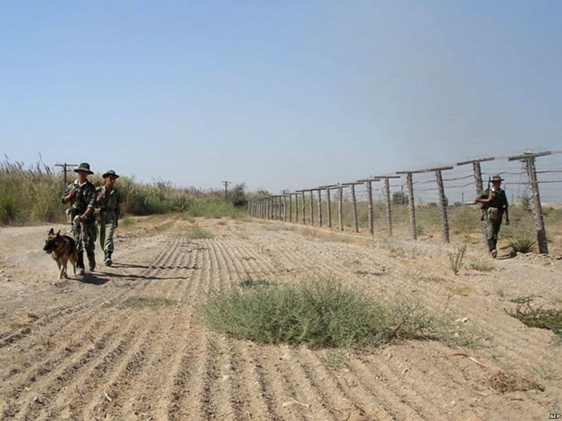 Группа афганских военных с просьбой о помощи перешла границу с Узбекистаном