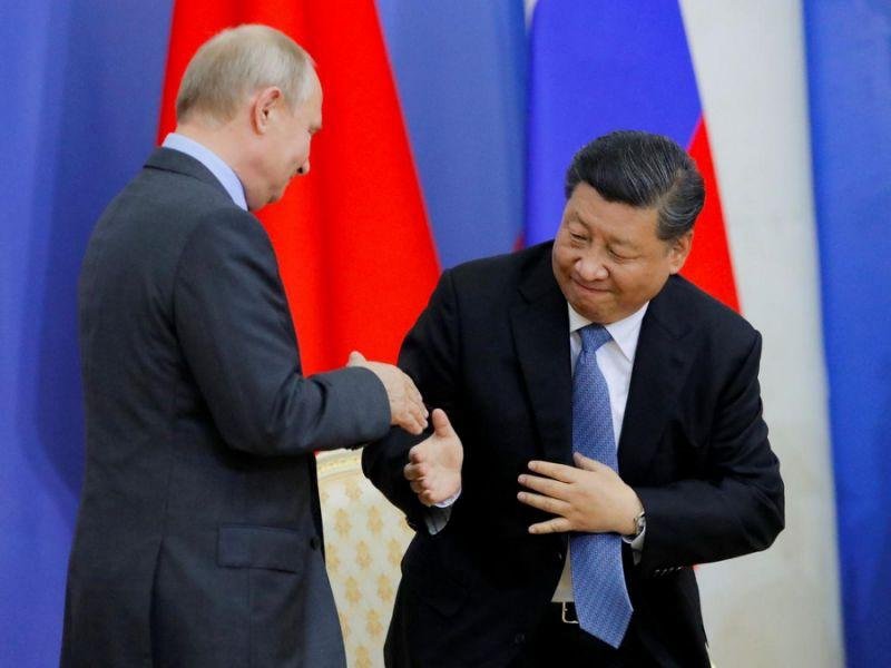 Англосаксы пока не придумали способ разобщения России и Китая
