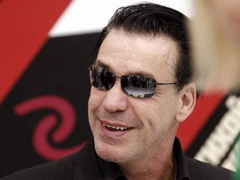 В Госдуме согласны дать Линдеманну гражданство России В Госдуме согласны дать Линдеманну гражданство России