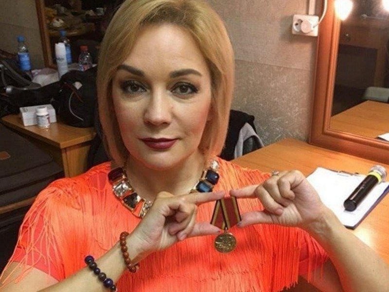 Певица Буланова обошла Зюганова в рейтинге положительного отношения избирателей
