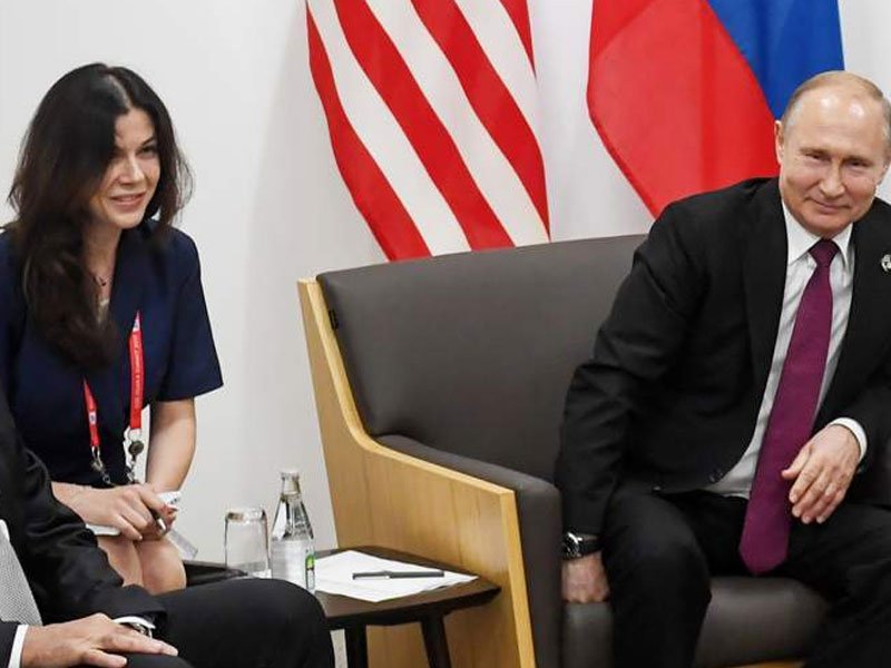 Преподаватель красивой переводчицы Владимира Путина назвала её невозмутимой Преподаватель красивой переводчицы Владимира Путина назвала её невозмутимой