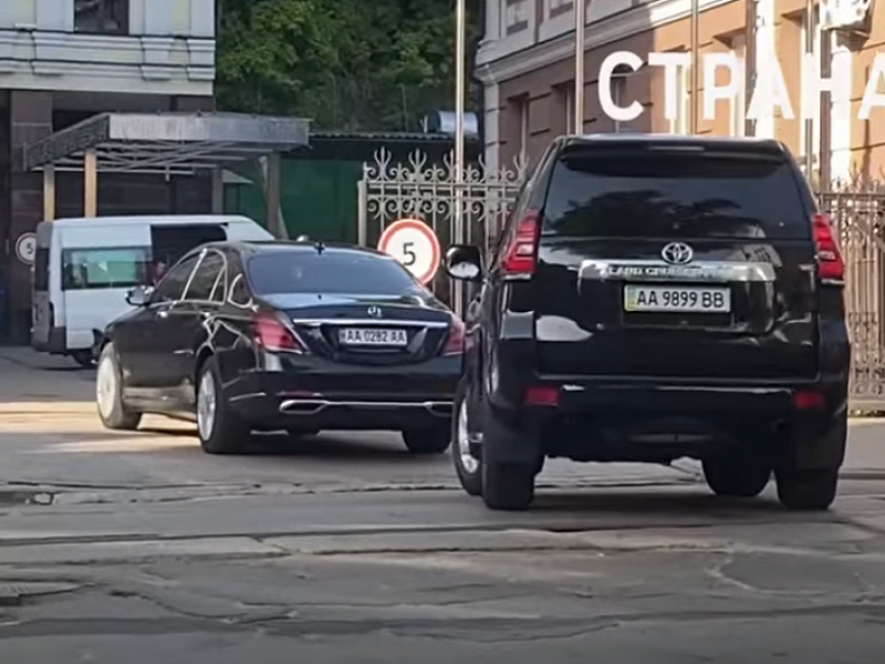 �������� ���������� ����� ��������� ������� �� ������������� ����������