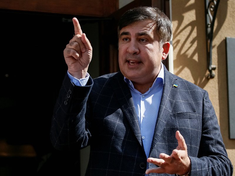 Саакашвили объявил голодовку
