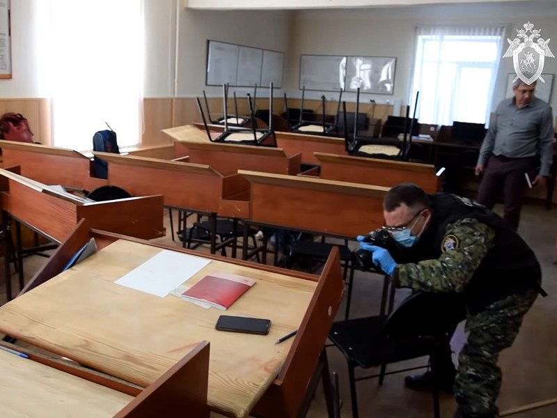 В школе в Пермском крае произошла стрельба