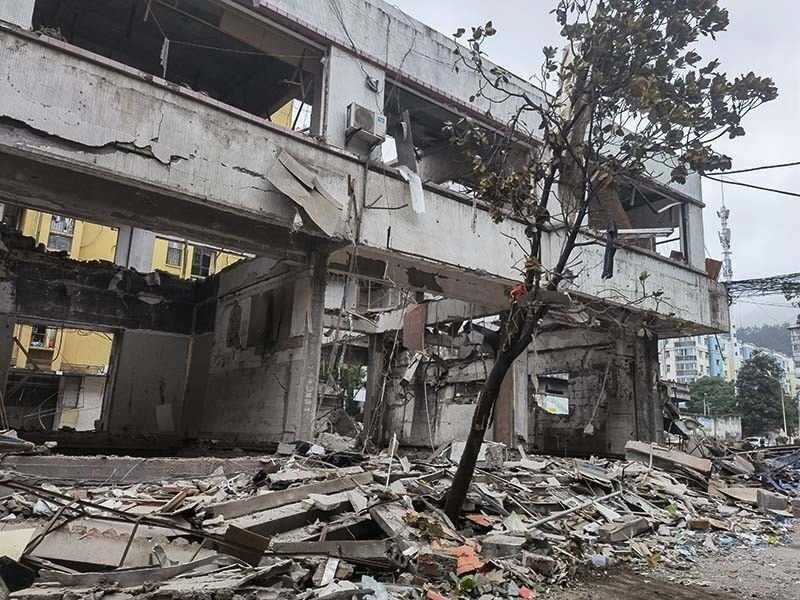 Взрыв газа в китайском ресторане повредил почти 100 зданий