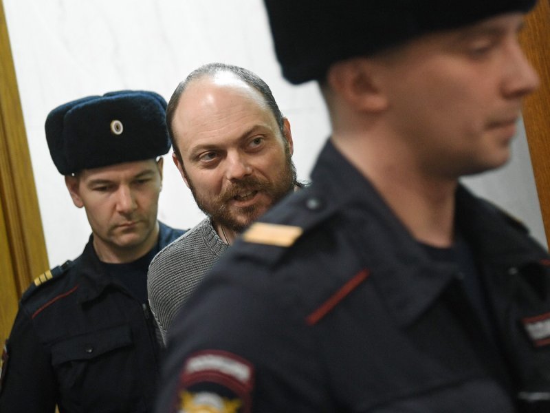 Кара-Мурзу приговорили к 25 годам за фейки об армии России